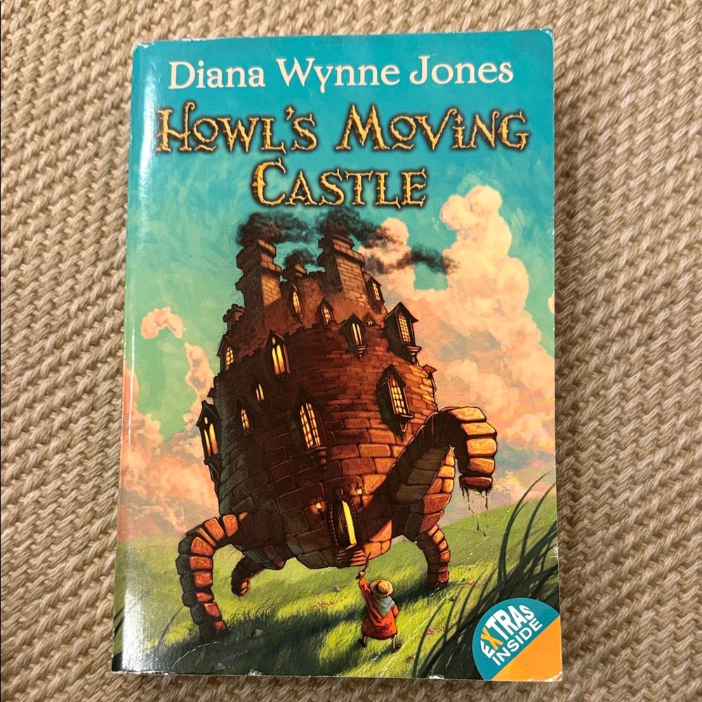 Howl's Moving Castle by Diana Wynne Jones - Teal Cover